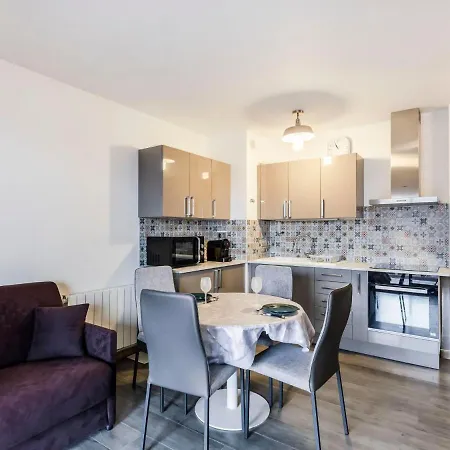 Port De La Gavine-28 By Interhome Appartement Hyères